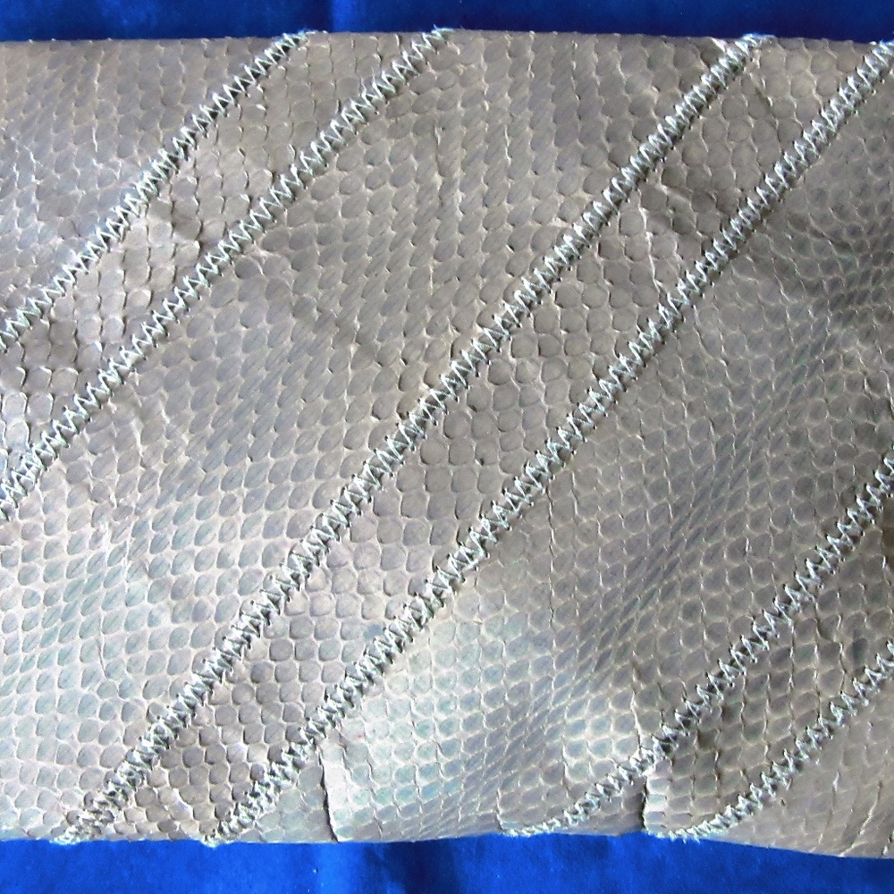 Vtg 70s RONAY Snakeskin Clutch